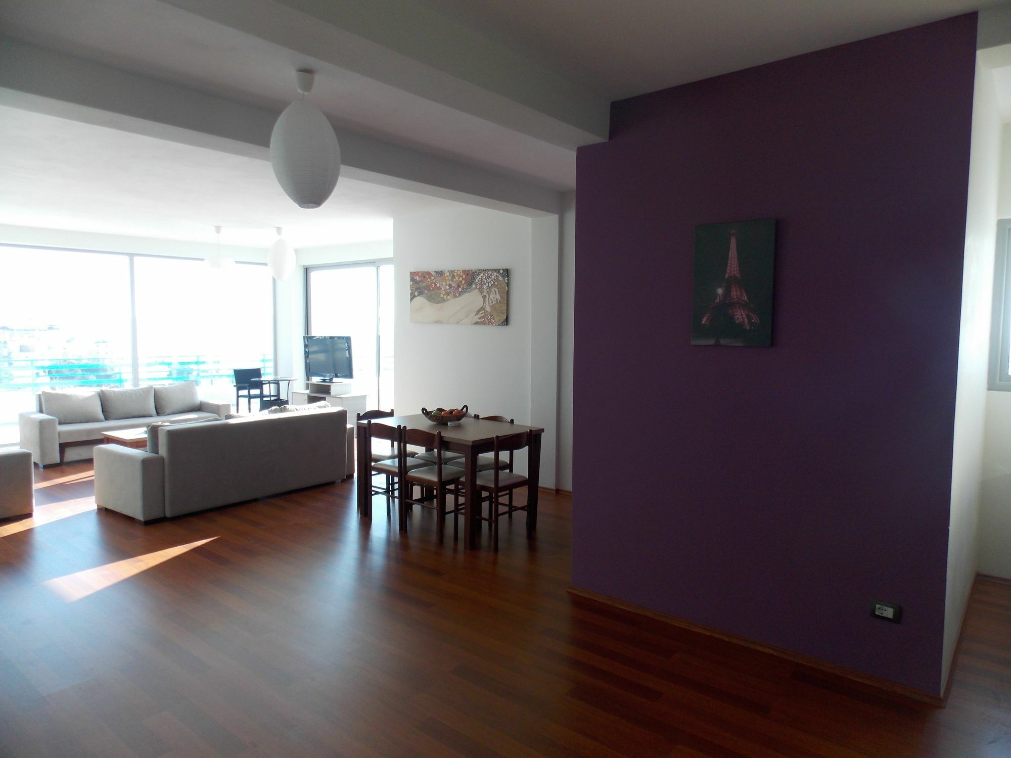 סרנדה Hotel Serxho מראה חיצוני תמונה